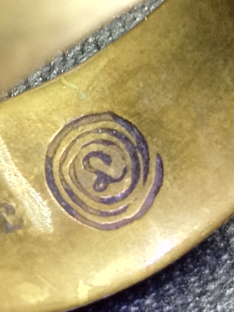#22  แหวนปลอกมีดหลวงปู่ดู่ วัดสะแก ปี พ.ศ. 2532 เนื้อทองผสม โค๊ดจม