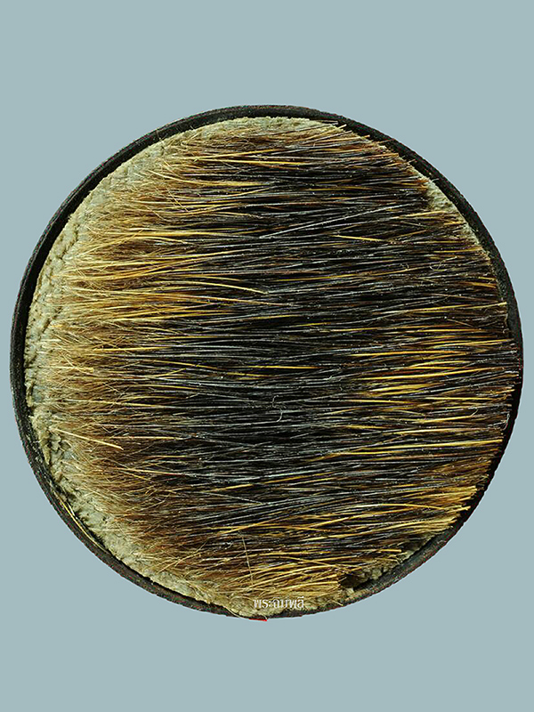 เหรียญตลับยาหม่อง หลังหน้าผากเสือรุ่นแรก หลวงพ่อเต๋ คงทอง วัดสามง่าม ปี2507