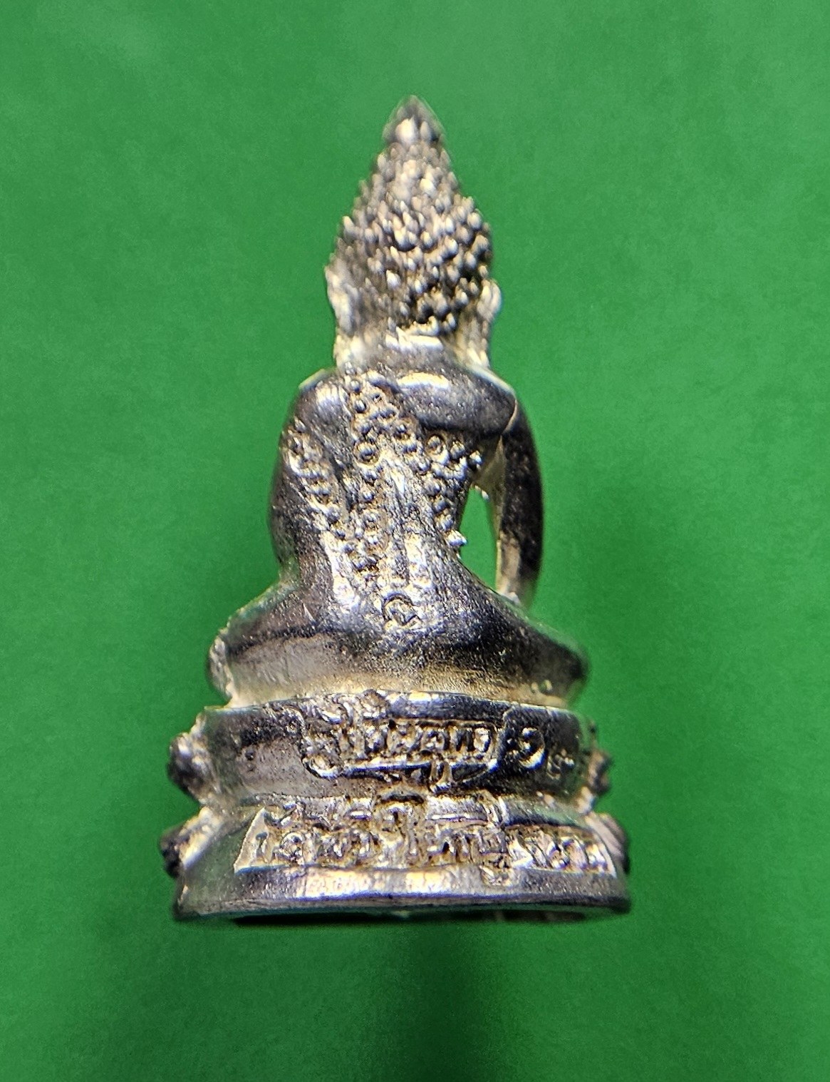 พระกริ่งอโนมา หลวงพ่อมนัส วัดอ่าวใหญ่ เนื้อเงิน