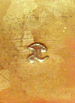 #05 แหวนปลอกมีดหลวงปู่ดู่ วัดสะแก ปี พ.ศ. 2532 เนื้อทองผสม โค๊ตจม