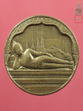 เหรียญพระนอน พระพุทธไสยาสน์ หลัง ภปร. มหามงคลเฉลิมพระชนมพรรษา 5 รอบ วัดพระเชตุพน (วัดโพธิ์) ปี2530