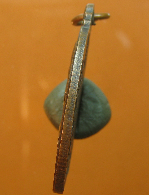  เหรียญหลวงปู่จำรัส เอกสาโร วัดเมืองกาย ปี2519