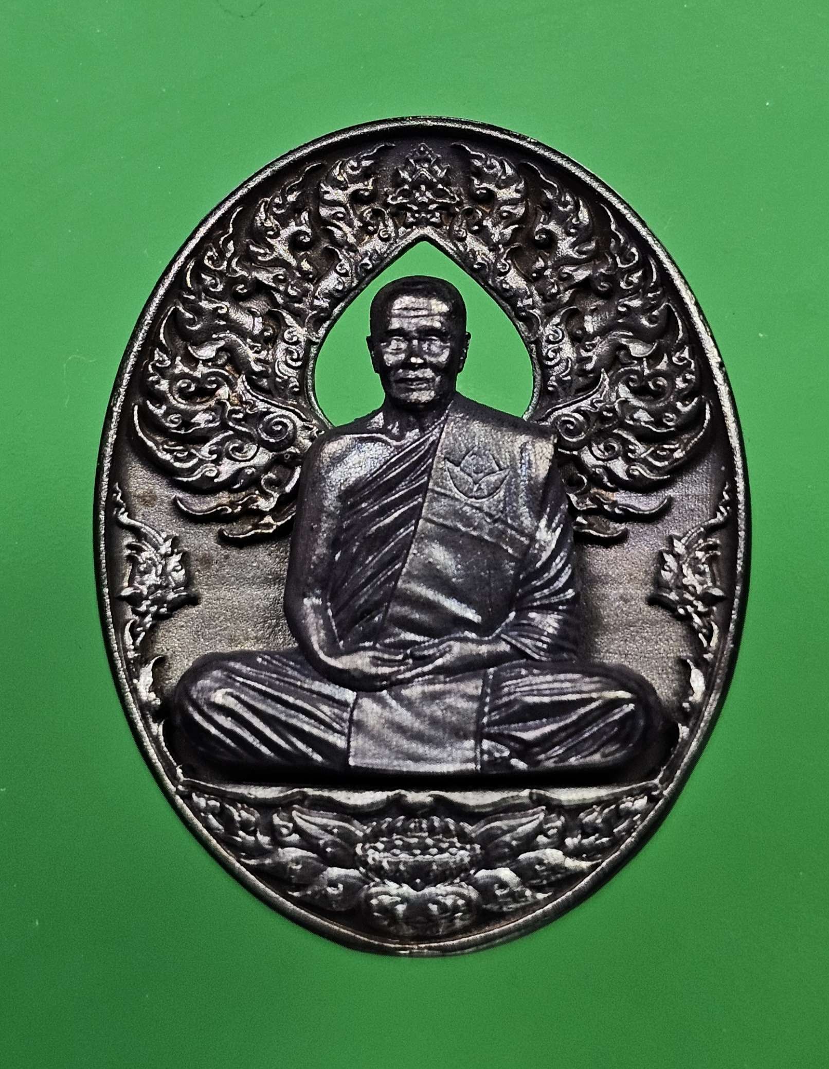 เหรียญหล่อบารมี หลวงปู่บัวเกตุ ปทุมสิโร